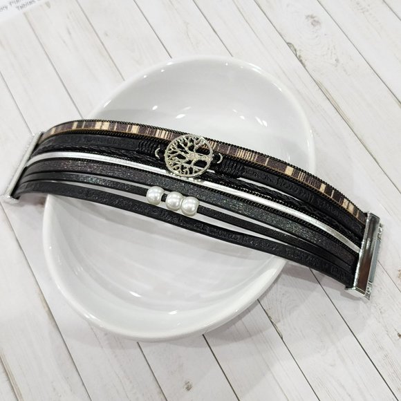 Multy Layers Leather Bangle Magnetic Bracelet for Men and Women 7.5in‎ - Black - Picture 9 of 9